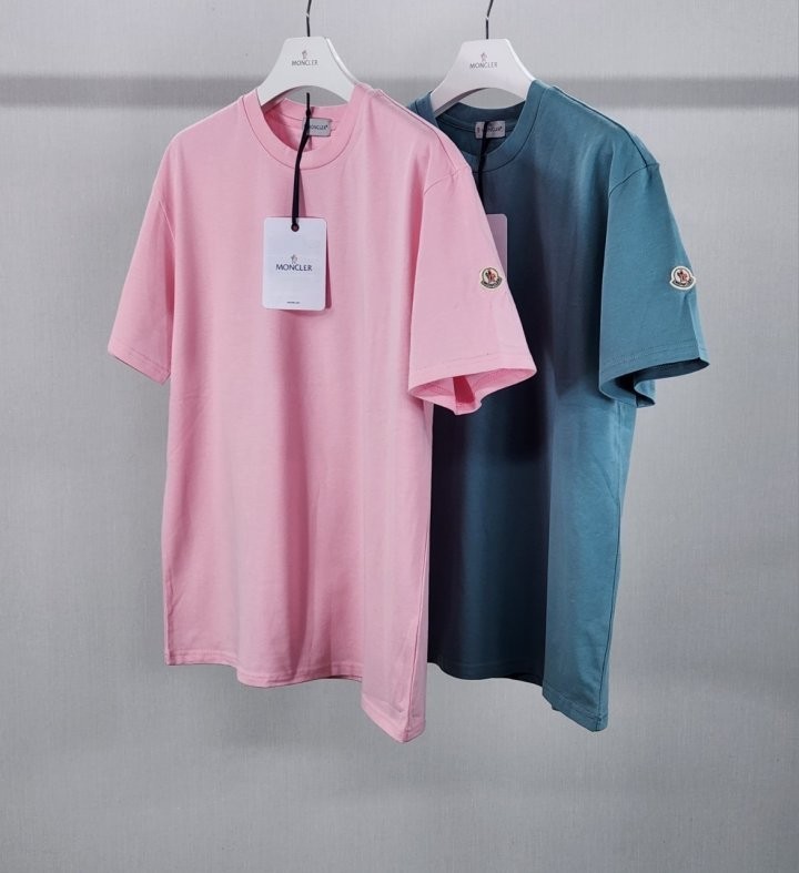 몽클레어 2023S/S 스몰로고 암패치 반팔티