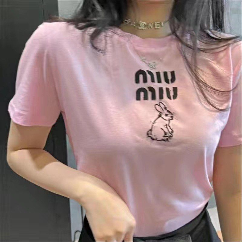 [Miu Miu] 미우미우 23SS 뉴 레빗 자수 반팔티 - 3 Color