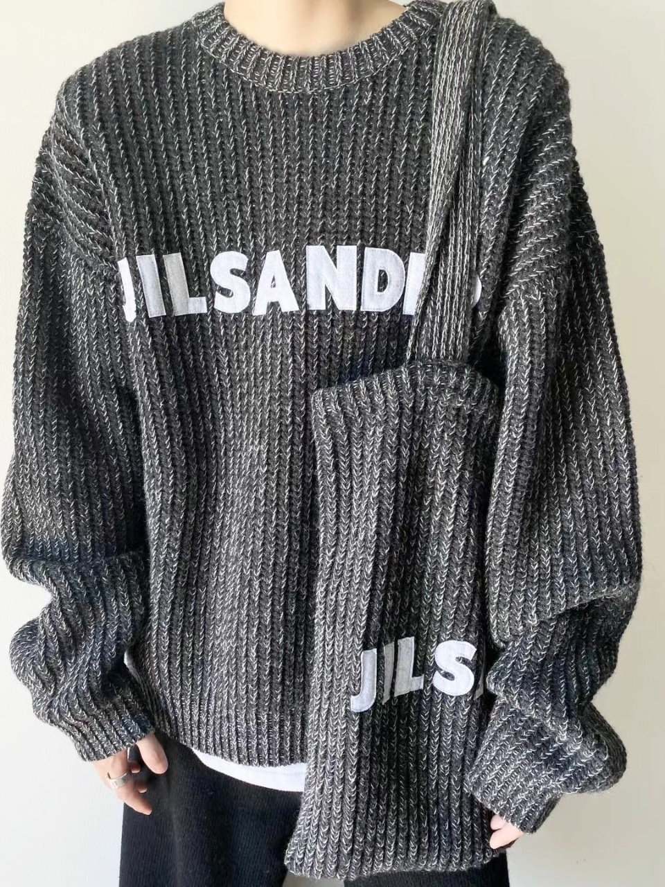 [JIL SANDER] 질샌더 22FW 오버핏 스웨터 + 가방 세트 - 수입